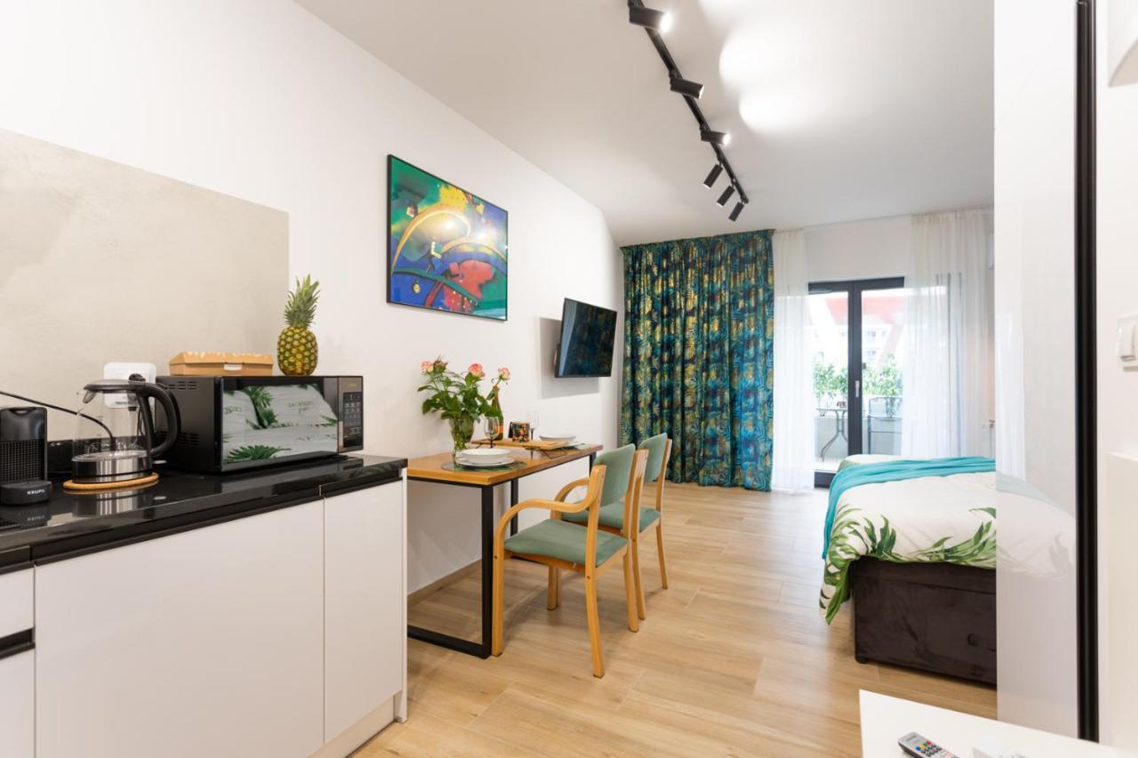 Luxurycity Apartment With Terrace Wrocław Exteriör bild