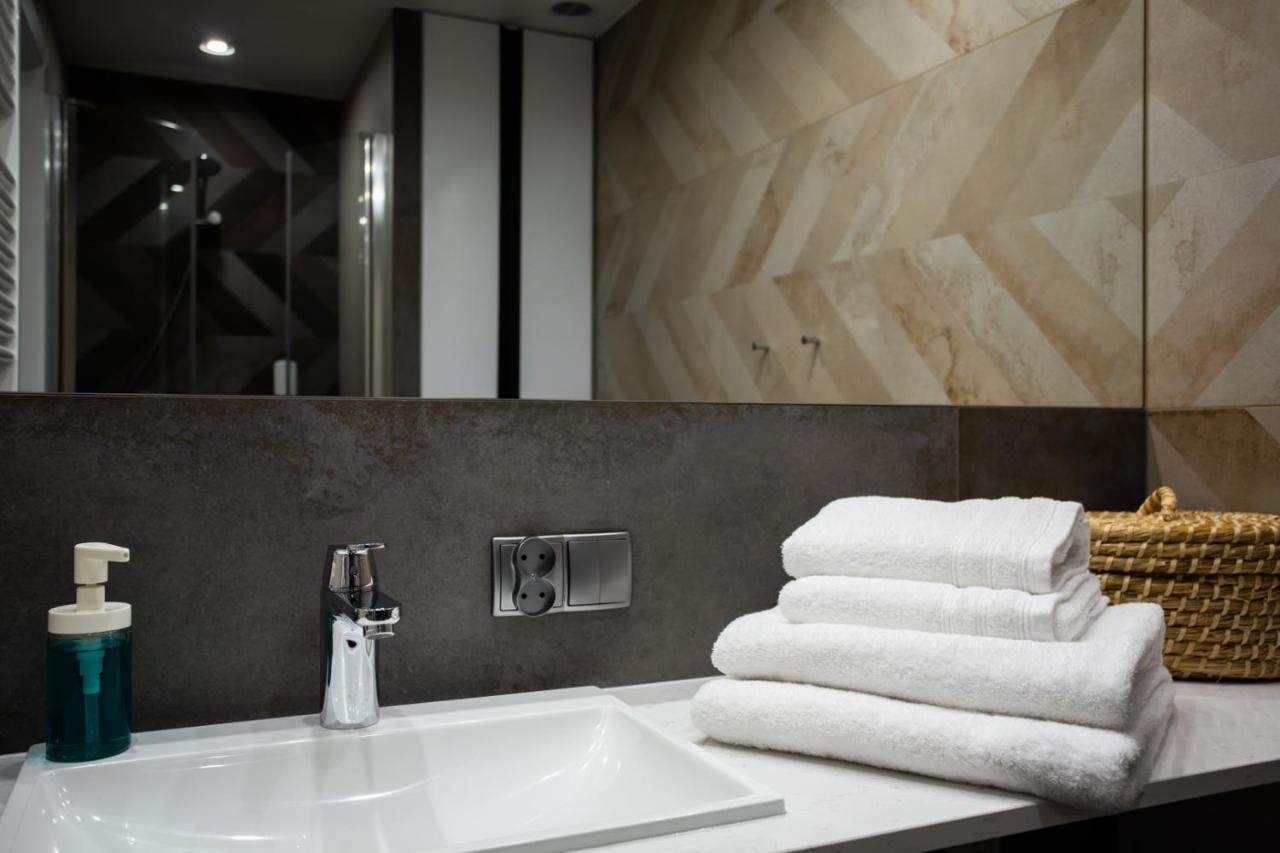 Luxurycity Apartment With Terrace Wrocław Exteriör bild
